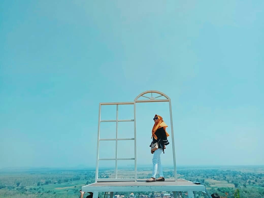 Bukit Suru Lembor Lamongan