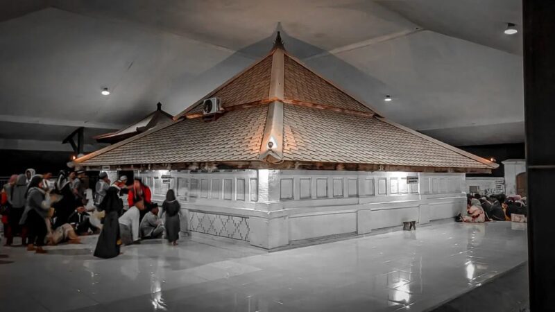 Makam Sunan Drajat