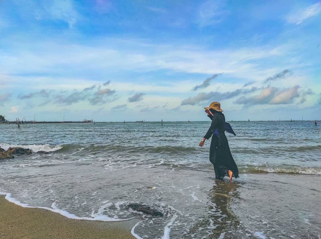 Pantai Putri Klayar Lamongan