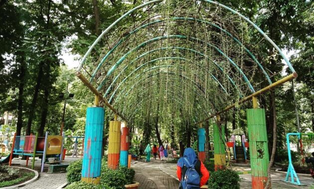 Keindahan Kota Surabaya: Taman Prestasi yang Memikat Hati