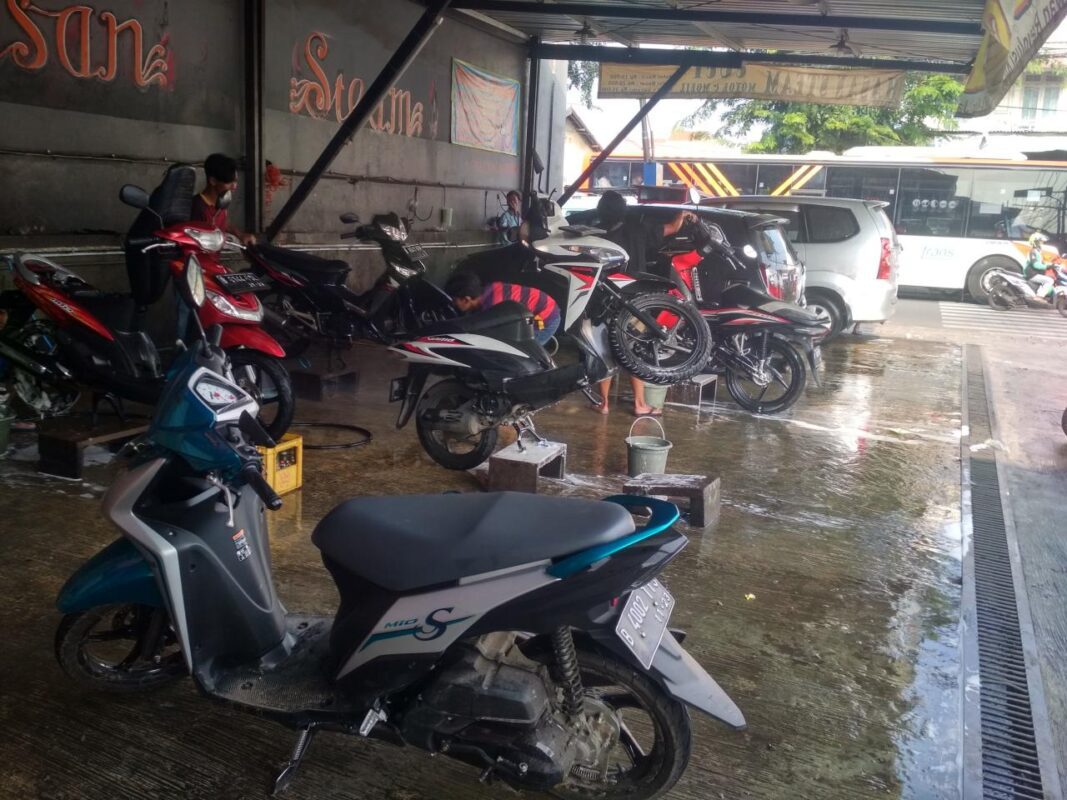 10 Car Wash di Jakarta Timur Yang Hasil dan Kualitasnya Tidak Mengecewakan, Mulai Rp30.000 - Hasan Steam Hasan Steam