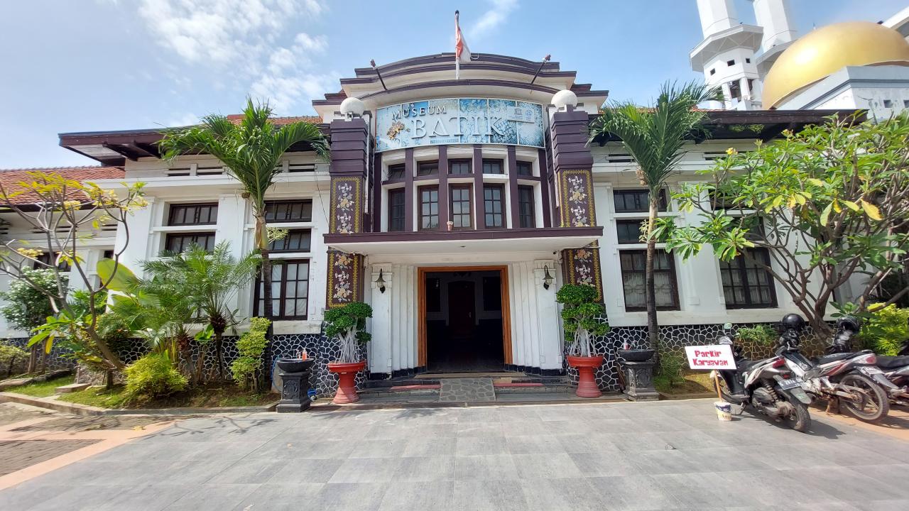 7 Tempat Ngabuburit Terbaik dan Keren di Kota Pekalongan - Museum Batik