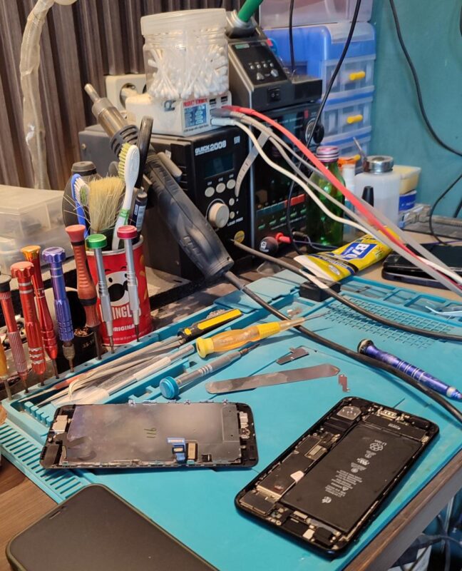 10 Penyedia Jasa Layanan Service iPhone di Bekasi Lengkap, Murah - Ristore Service iPhone 10 Penyedia Jasa Layanan Service iPhone di Bekasi Lengkap, Murah - Ristore Service iPhone