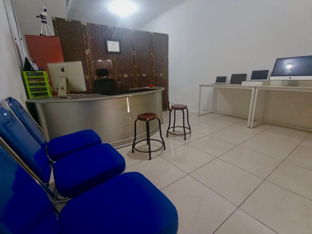10 Penyedia Jasa Layanan Service iPhone di Bekasi Lengkap, Murah - iPrima Apple Service Repair 10 Penyedia Jasa Layanan Service iPhone di Bekasi Lengkap, Murah - iPrima Apple Service Repair