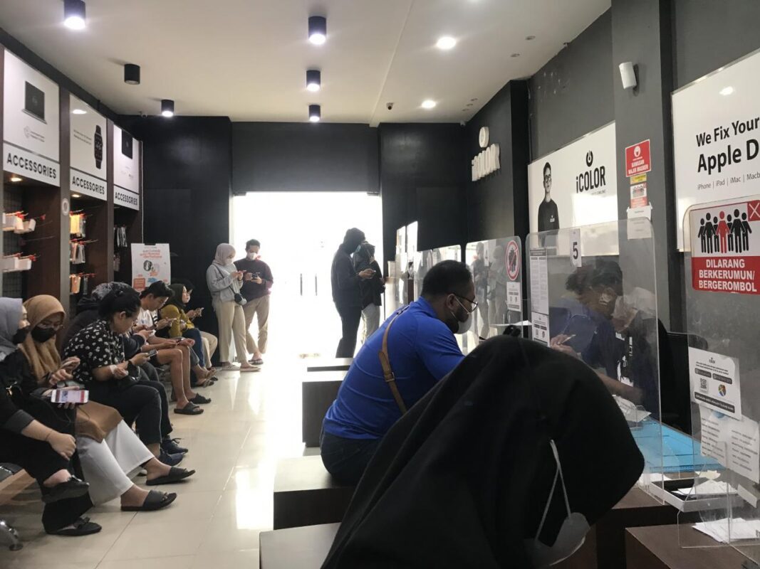 10 Penyedia Jasa Layanan Service iPhone di Bekasi Lengkap, Murah - iColor Apple Service Bekasi 10 Penyedia Jasa Layanan Service iPhone di Bekasi Lengkap, Murah - iColor Apple Service Bekasi