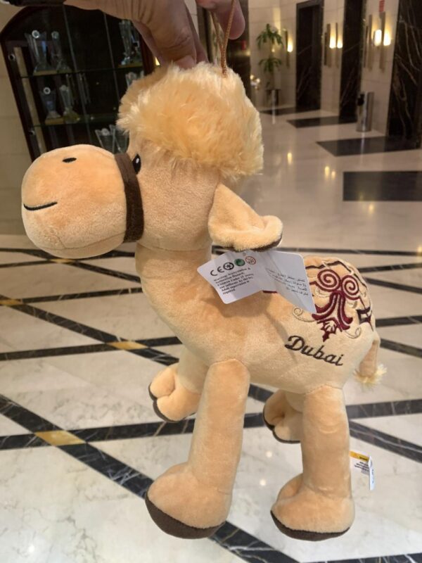 10 Referensi Cinderamata Terkenal Mewah dan Indah Dari Negara Dubai - Boneka Unta 10 Referensi Cinderamata Terkenal Mewah dan Indah Dari Negara Dubai - Boneka Unta