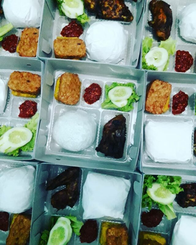 10 Rekomendasi Catering Enak di Jakarta Utara, Manakah Yang Cocok Untuk Makan Siang Karyawan? Dapur Mamak Veve.