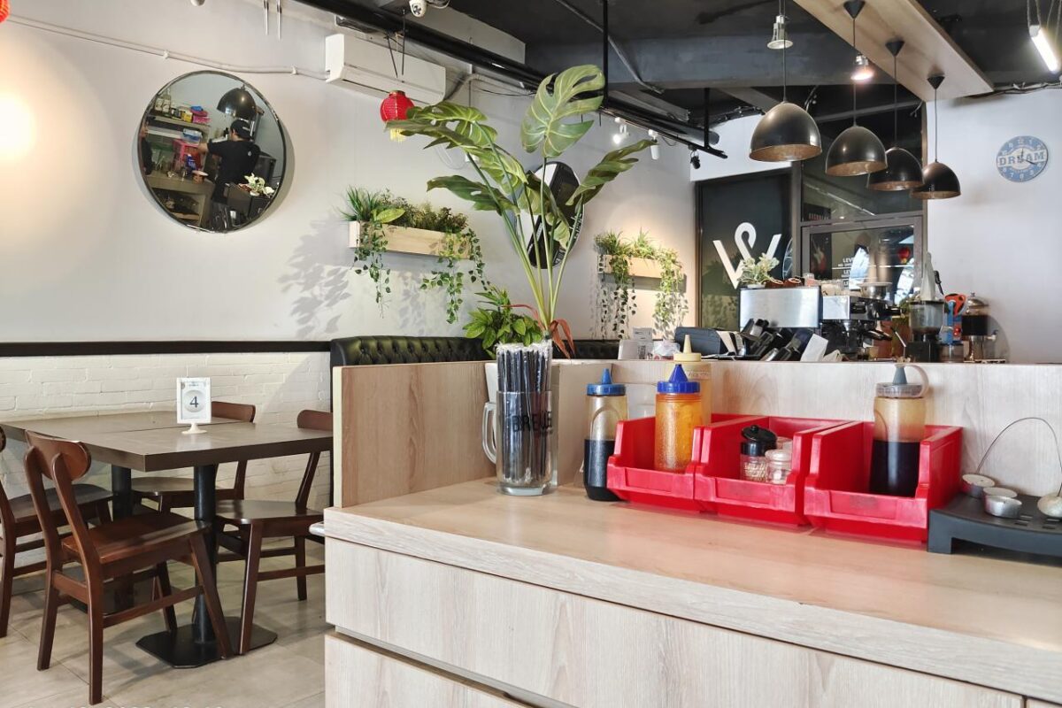Cari Tempat Ngopi Hits di Daerah Karawang? Coba Brewbean Coffee House Berikut Ini Cari Tempat Ngopi Hits di Daerah Karawang? Coba Brewbean Coffee House Berikut Ini