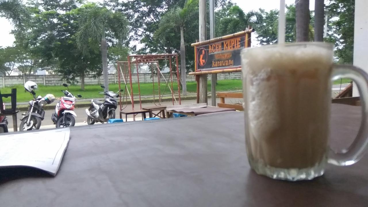 Cari Tempat Ngopi Hits di Daerah Karawang? Coba Aceh Kupie Shop Berikut Ini Cari Tempat Ngopi Hits di Daerah Karawang? Coba Aceh Kupie Shop Berikut Ini