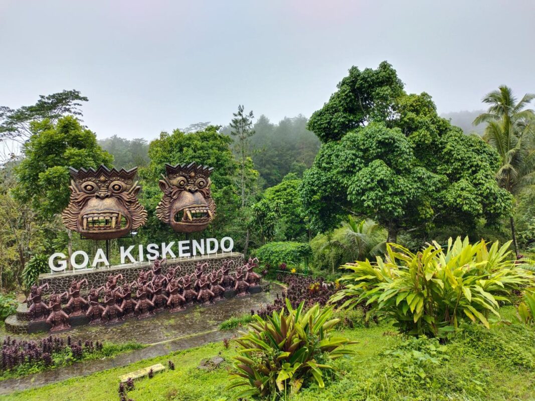 Goa Kiskendo: Sebuah Gua yang Menyimpan Legenda